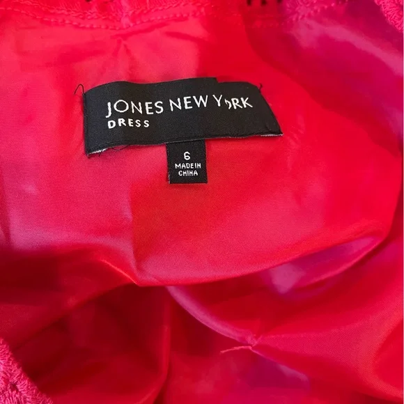 Jones Wear Crochet Tiered Maxi Dress Red - 6 A-line Travel Vacation Resortwear - Picture 6 of 6